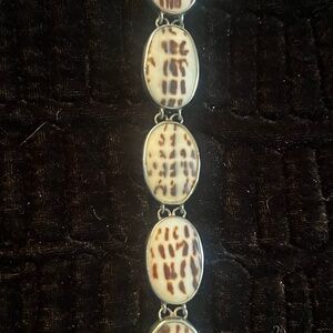Sterling Silver Speckled and Spotted Sea Shell Bezeled Vintage Link Bracelet